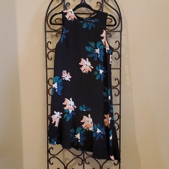 WHO WHAT WEAR Black Floral Print Dress - Small - Picture 1 of 7